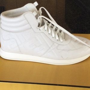 High top Fendi Sneakers sz 37.5